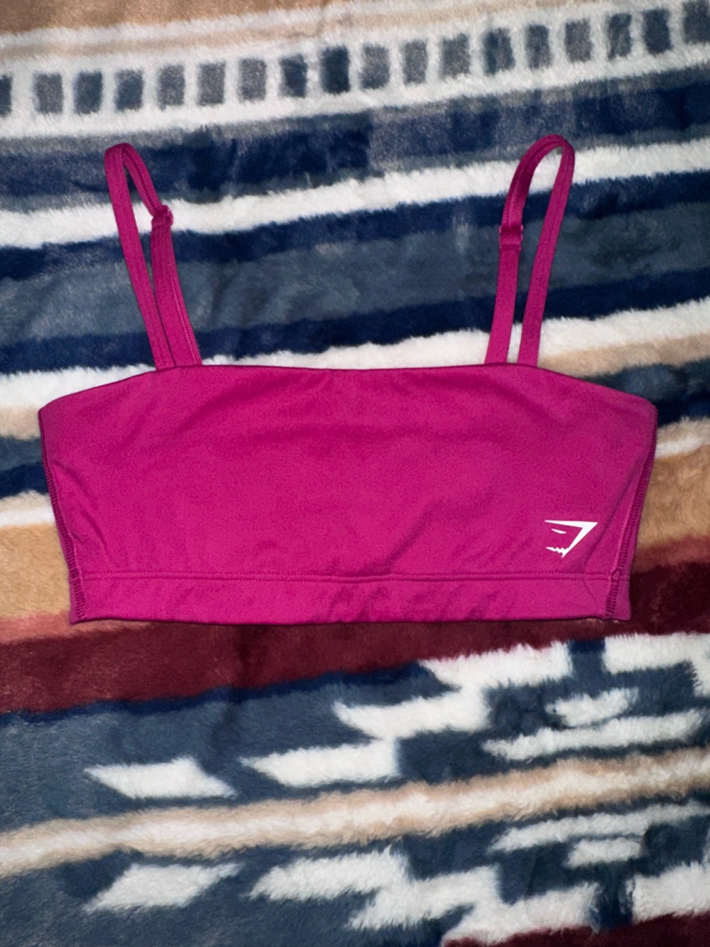 Gymshark Girls Magenta sports bra